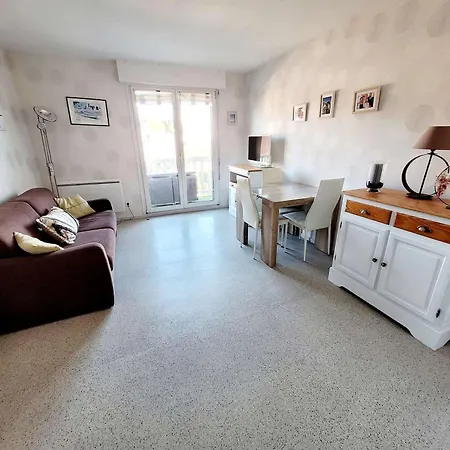 T2 Avec Balcon A Deux Pas De La Digue, Plein Ouest - Cuisine Equipee, Sejour Lumineux - Fr-1-675-24 *